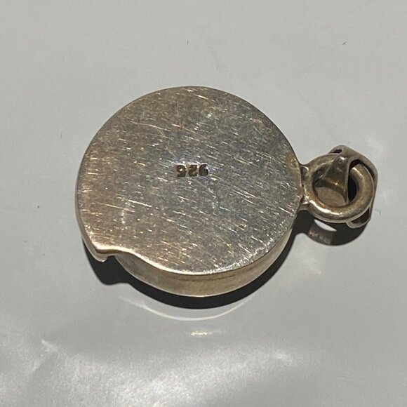 925 SILVER PENDANT - Picture 2 of 2